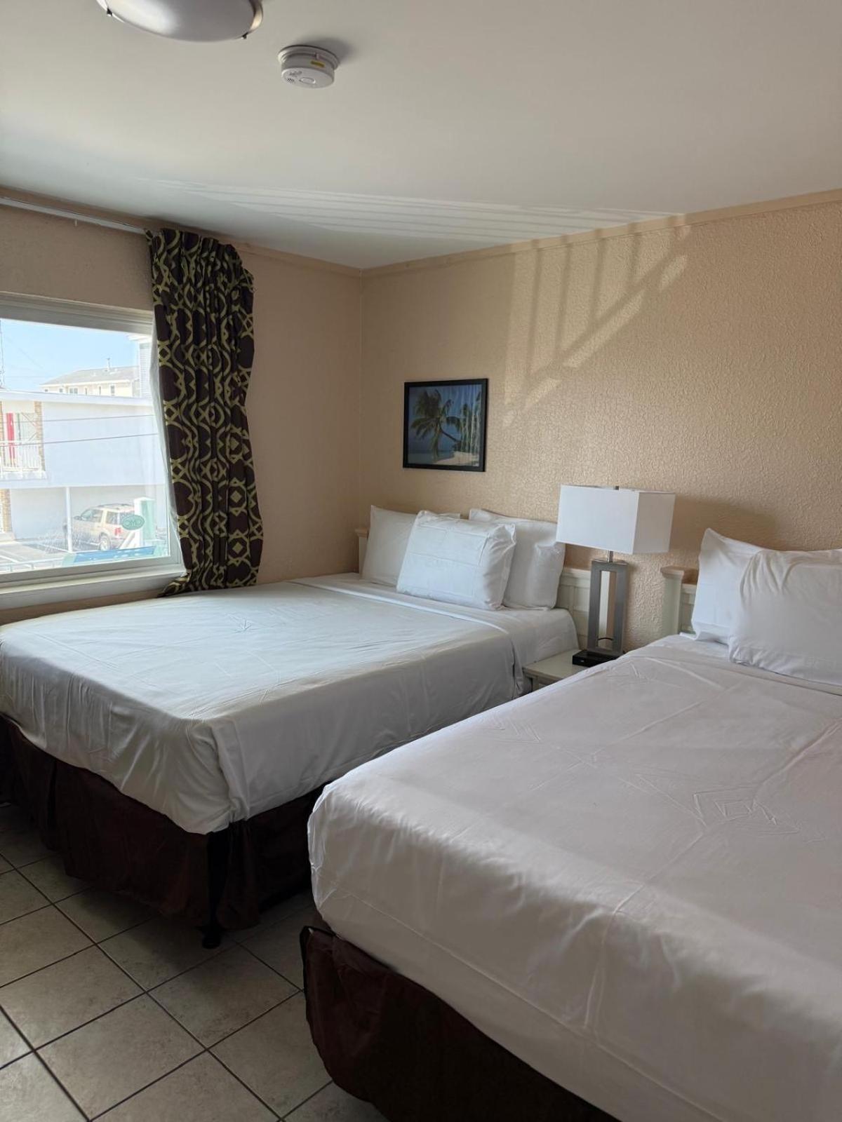 Rus Mar & Boardwalk Motel 2*